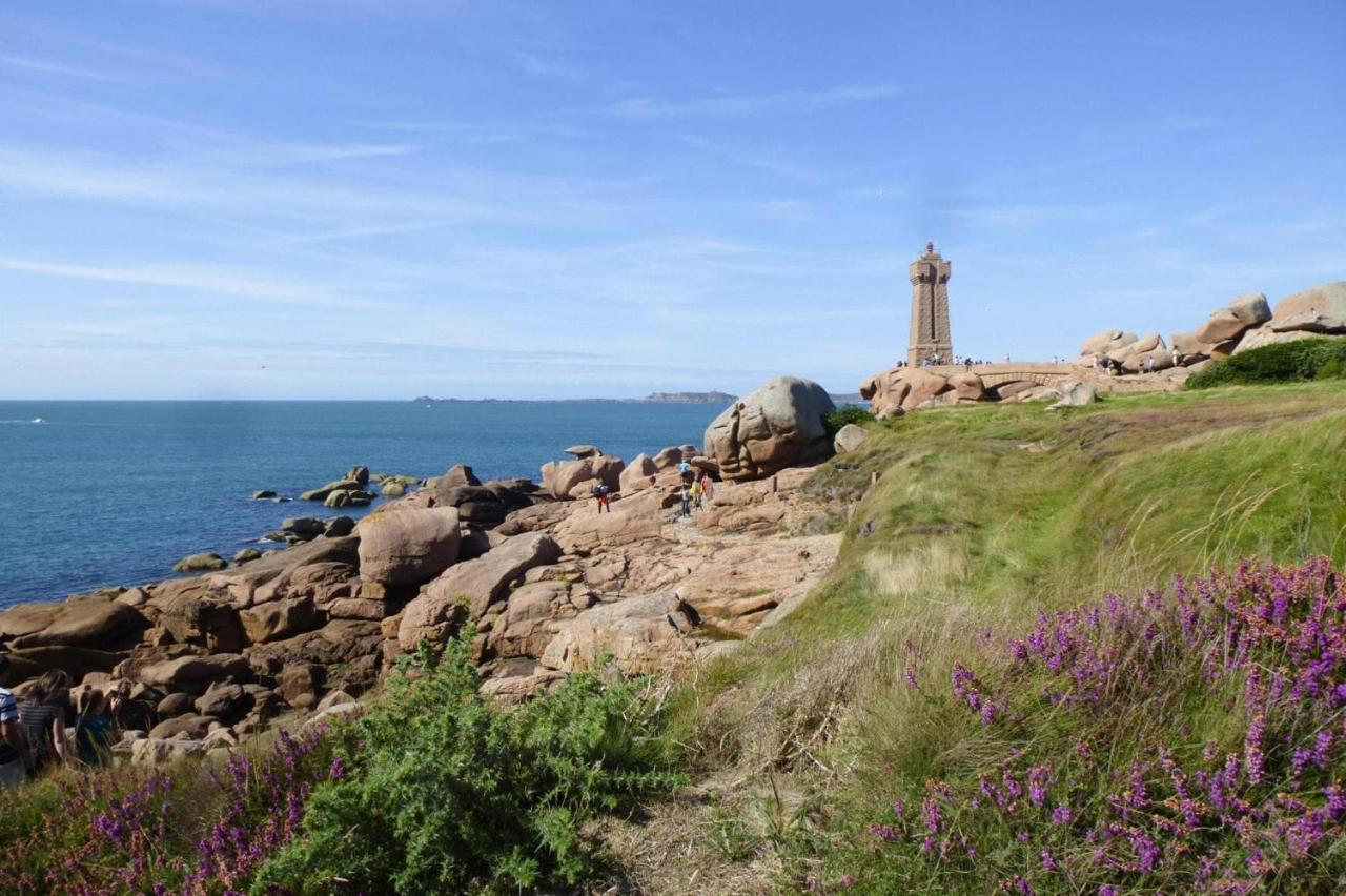 Nice Holiday Home With Beautiful Garden, Paimpol Buitenkant foto